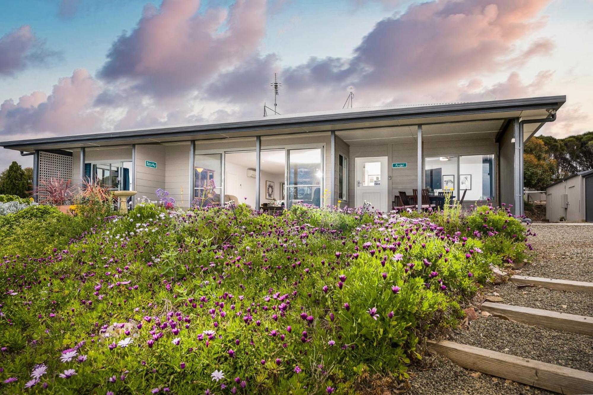 Emu Bay Holiday Homes Kültér fotó